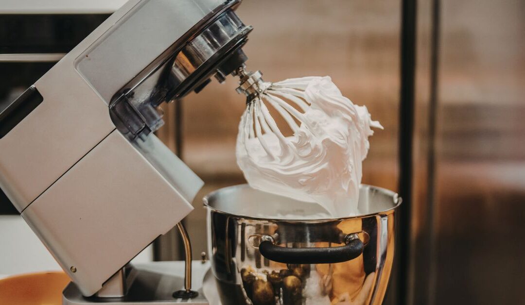 The Kitchen Essentials You Need for Effortless Everyday Cooking